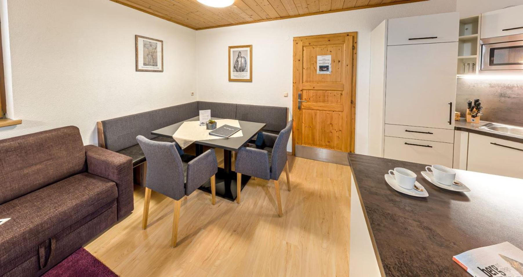 Appartements Am Burgsee Ladis Exterior photo